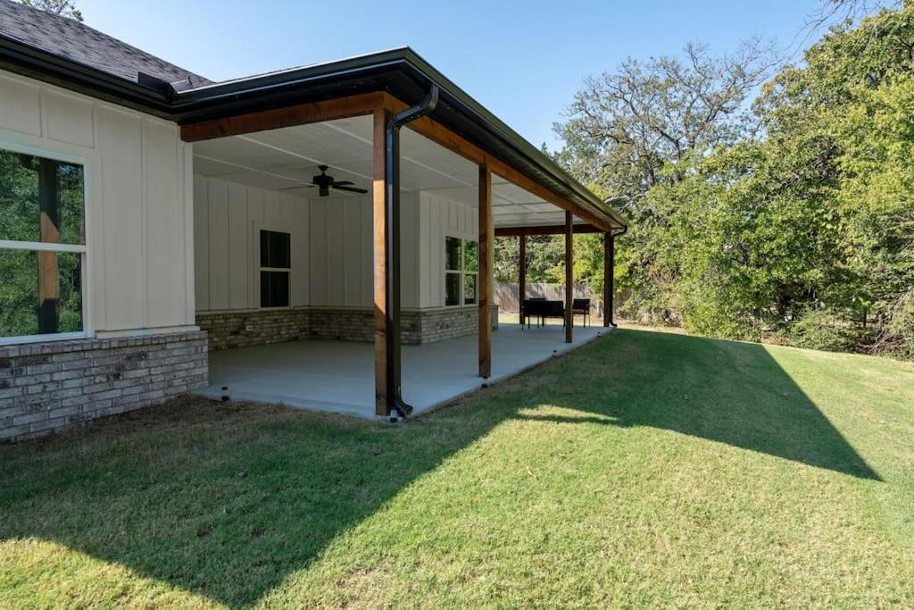 Newly Built Modern Getaway On Private Acreage! *