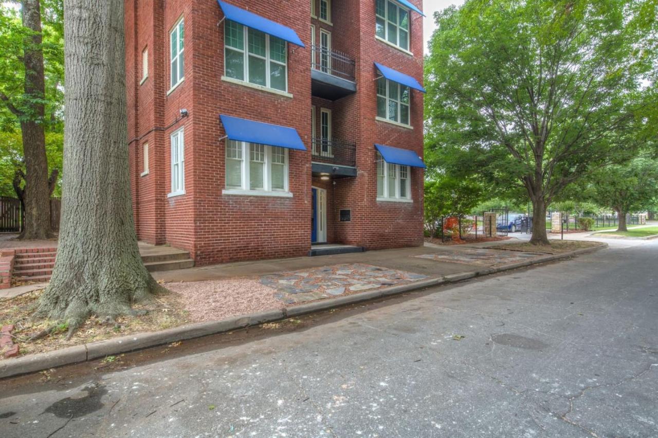Carson Flats 1-downtown Bok Osu Med Gathering Pl *