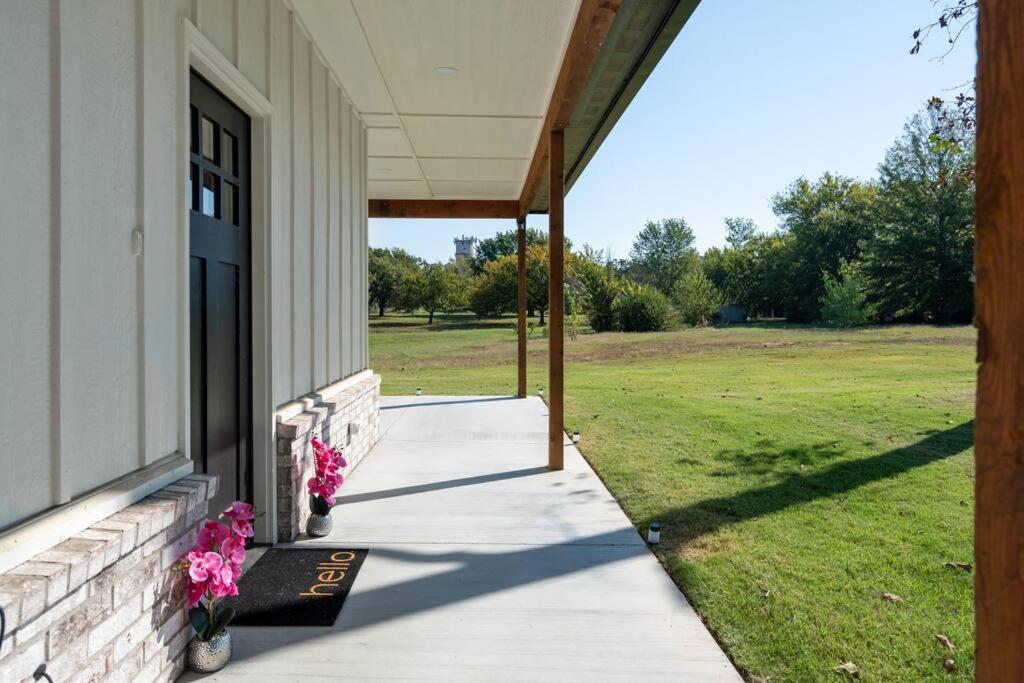 Brand New Modern Getaway On Private Land! *
