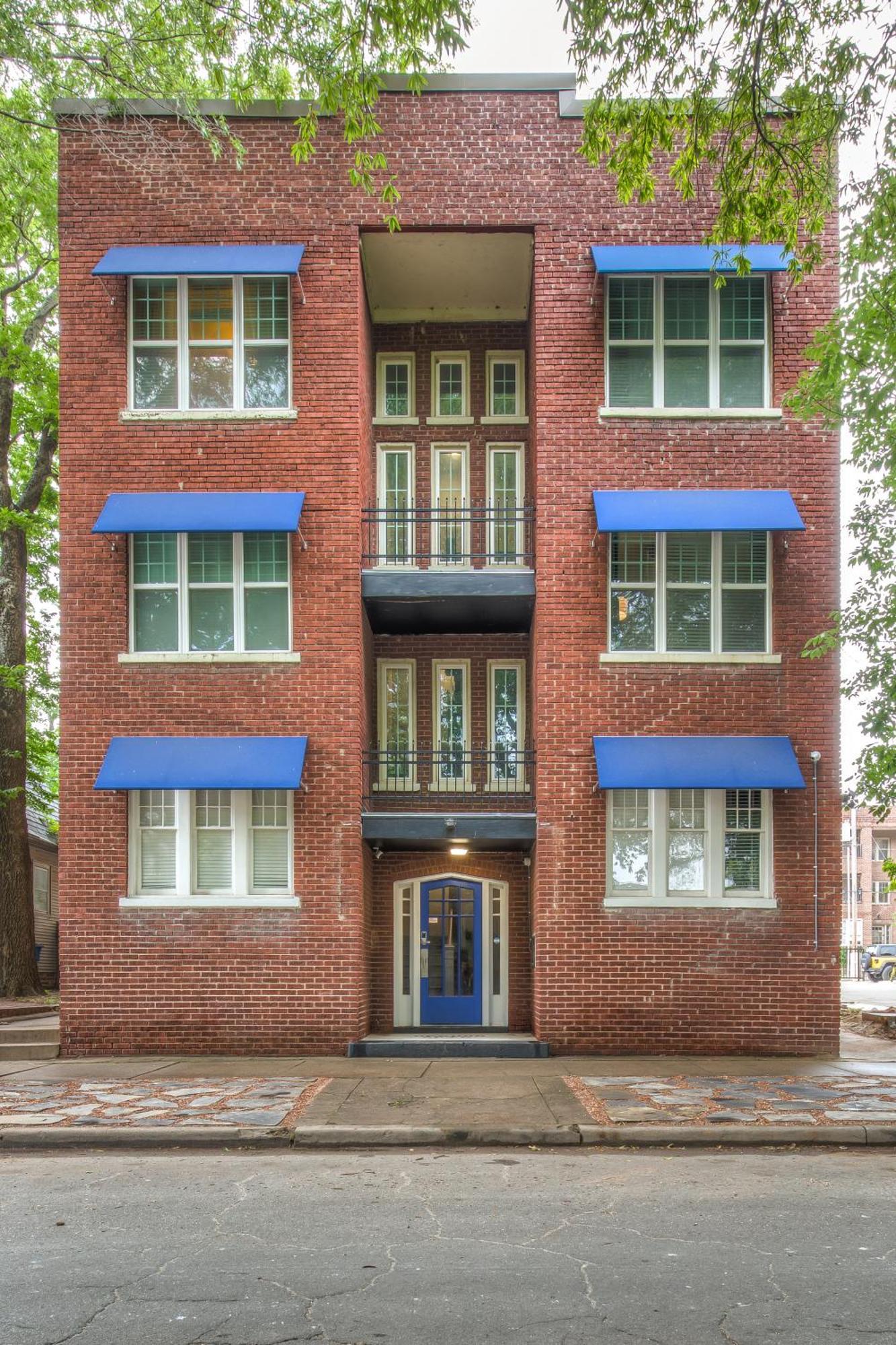 Carson Flats 3-downtown Bok Osu Med Gathering Pl *