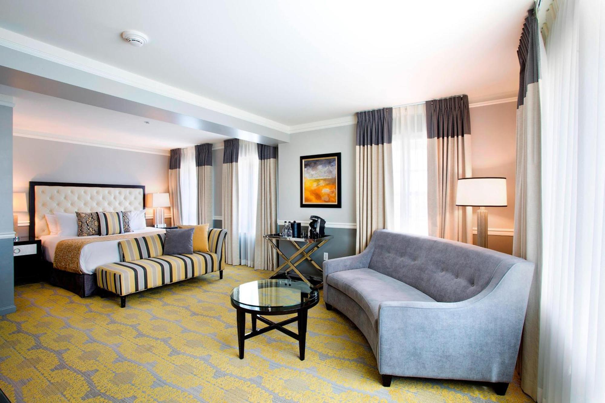 Hotel Ambassador Tulsa, Autograph Collection 4*
