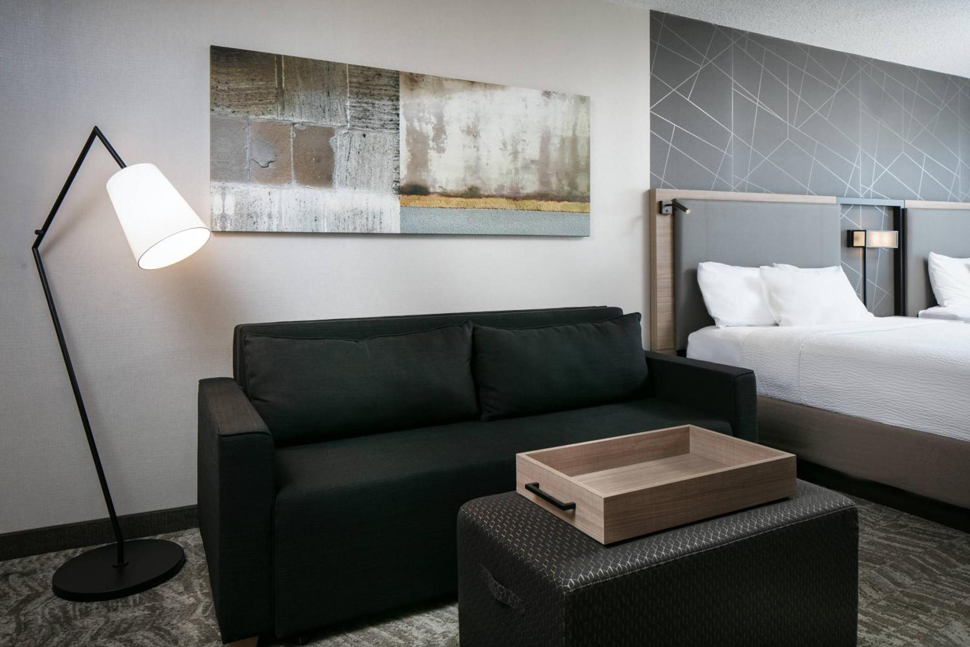 Hotel Springhill By Marriott Tulsa