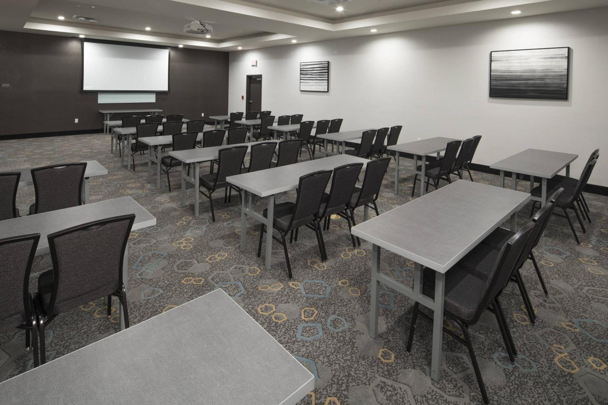 By Marriott Downtown 3* Tulsa