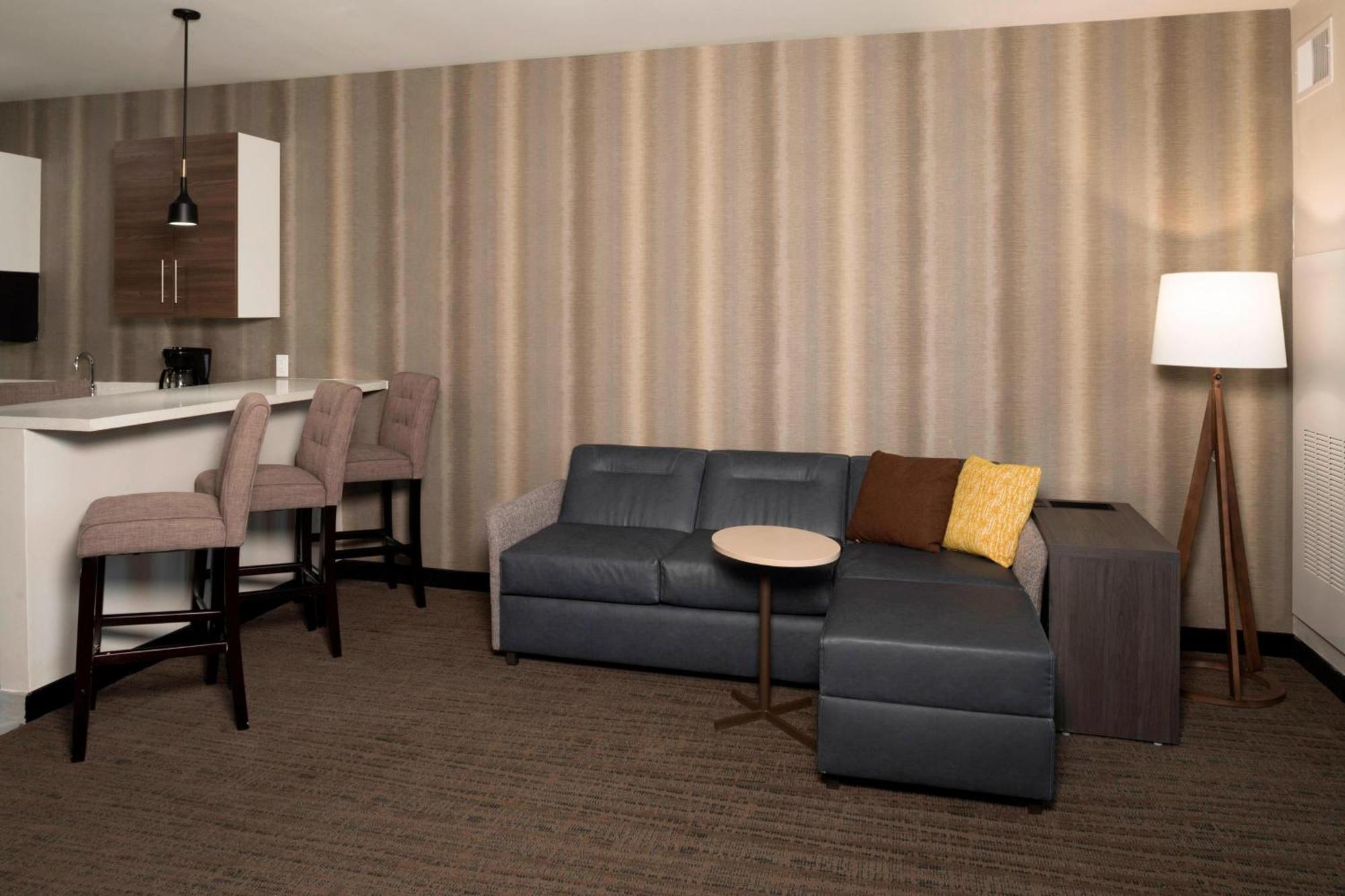 By Marriott Downtown Hotel Tulsa