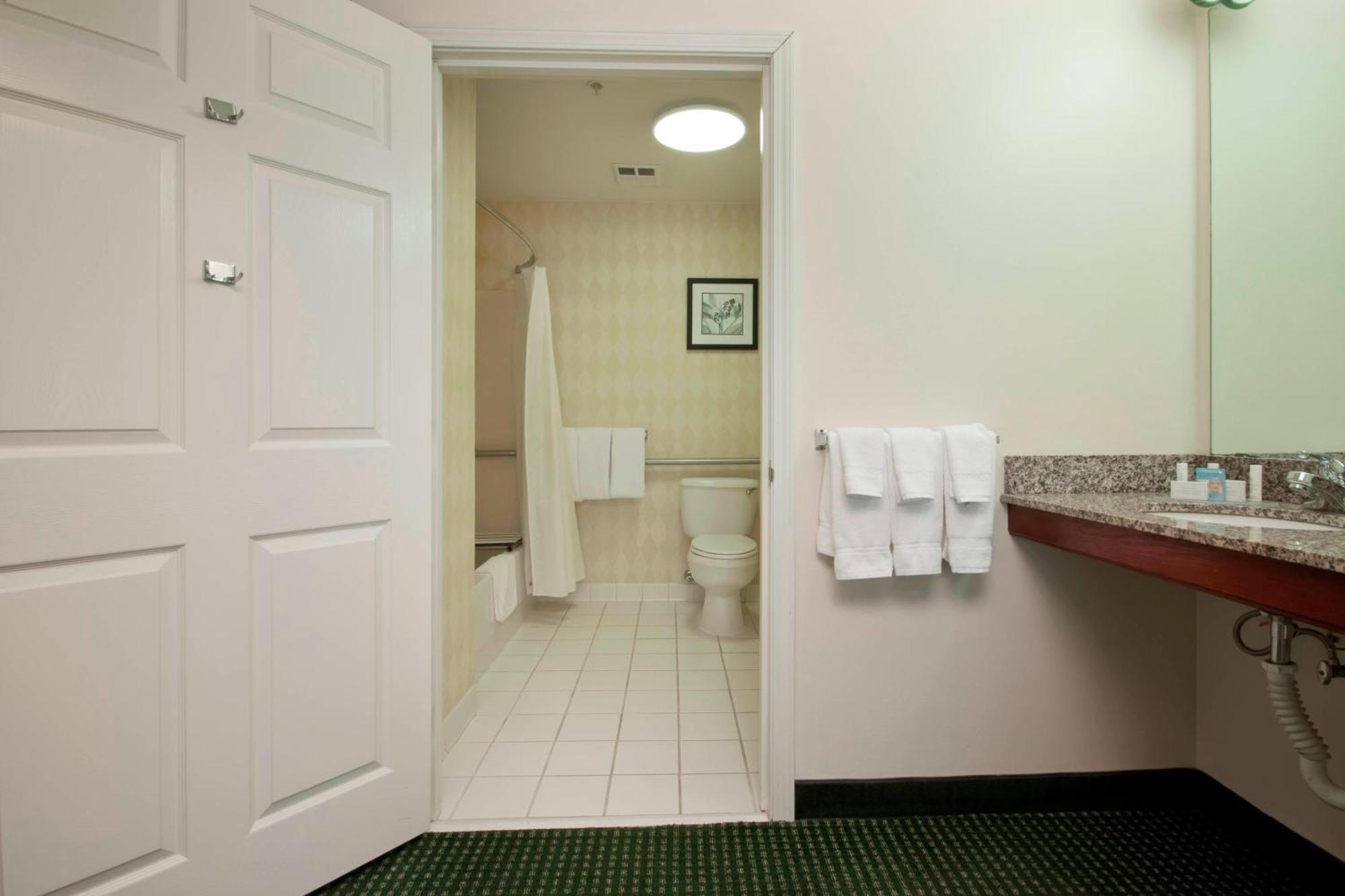 By Marriott South 3* Tulsa