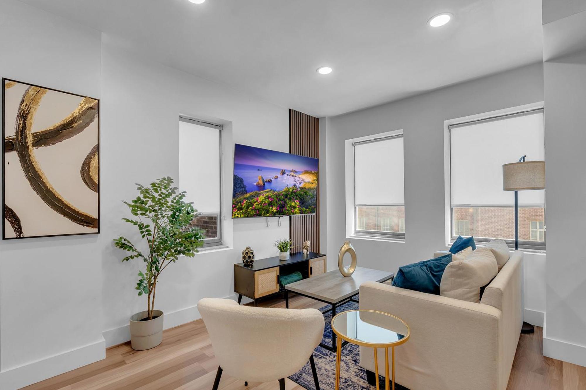 Cozy 1Br Near Bok Center, Cox Convention Center Apartment