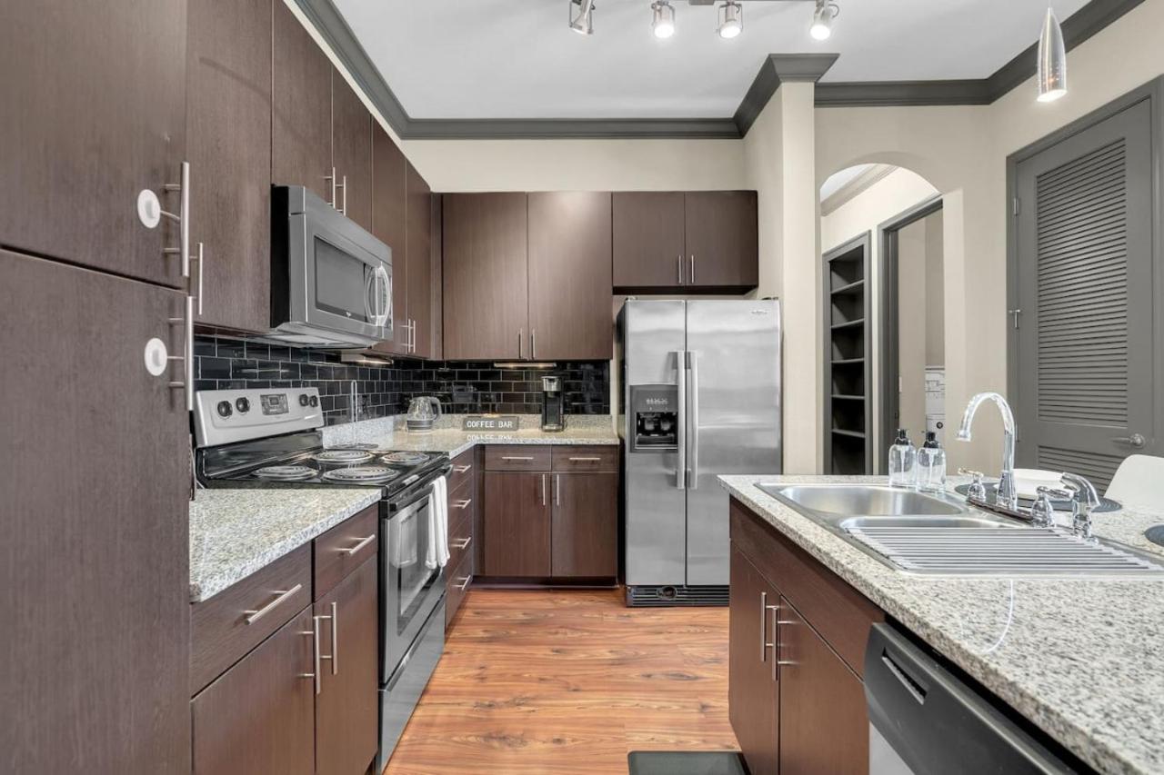 Cozy 2br Near Bok Center-gym, Pool, Pet Frndly Tulsa