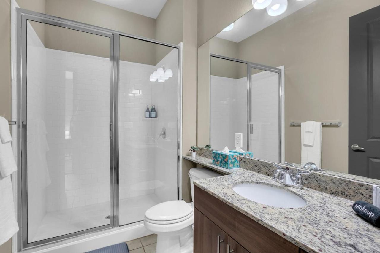 Apartment Cozy 2br Near Bok Center - Gym, Pool, Pet Friendly *
