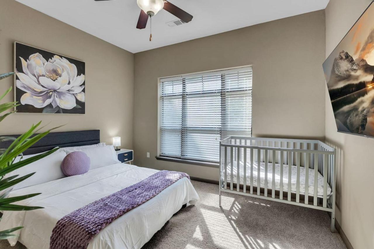 Cozy 2br Near Bok Center - Gym, Pool, Pet Friendly