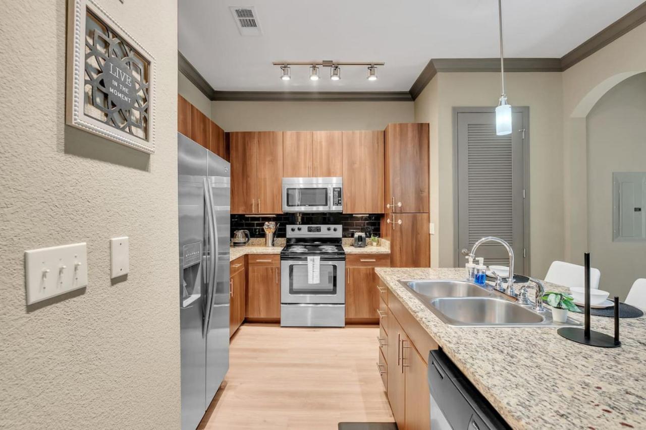 Apartment Cozy 2br Near Bok Center - Gym, Pool, Pet Friendly