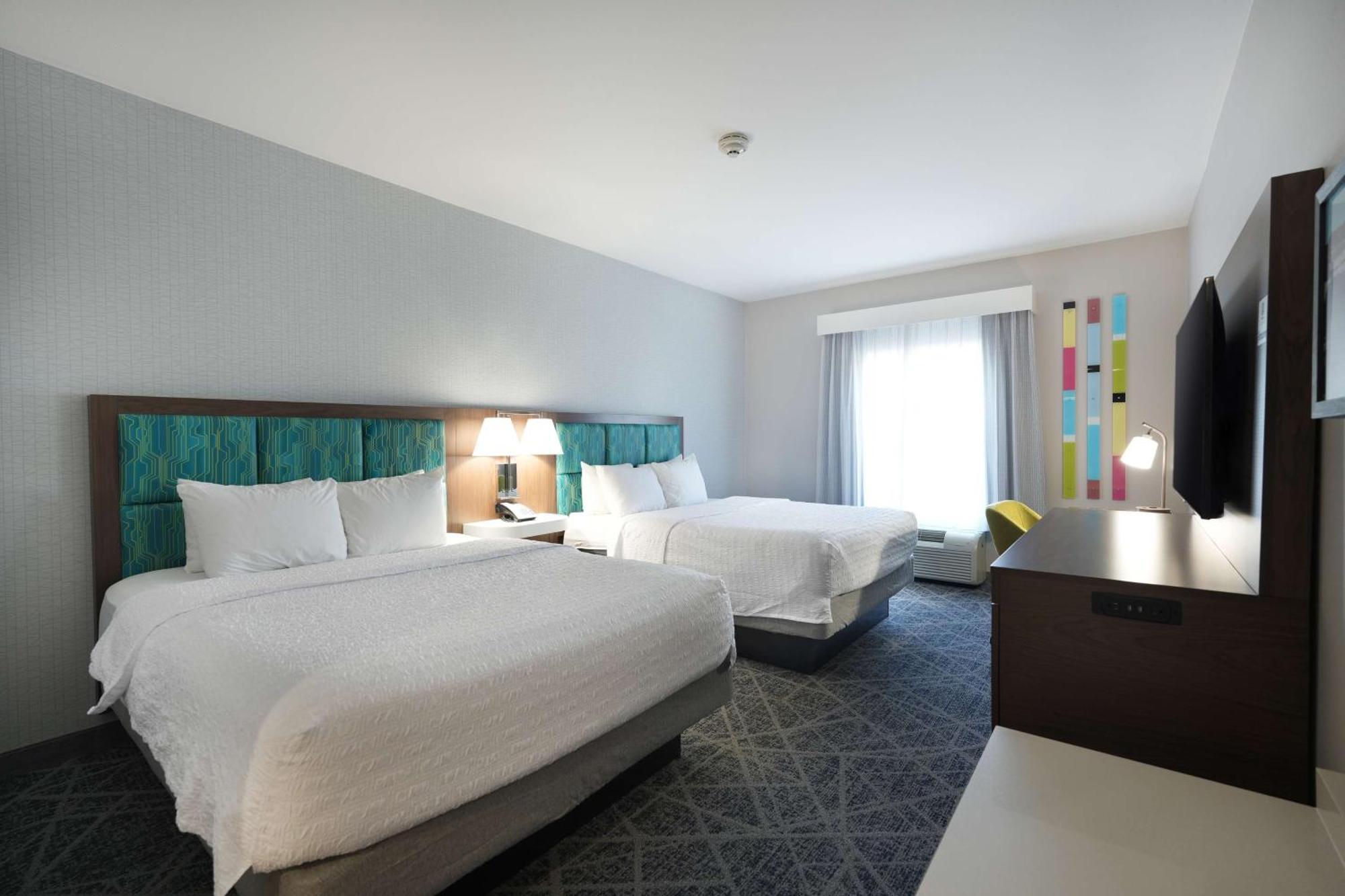 Hampton And Hotel