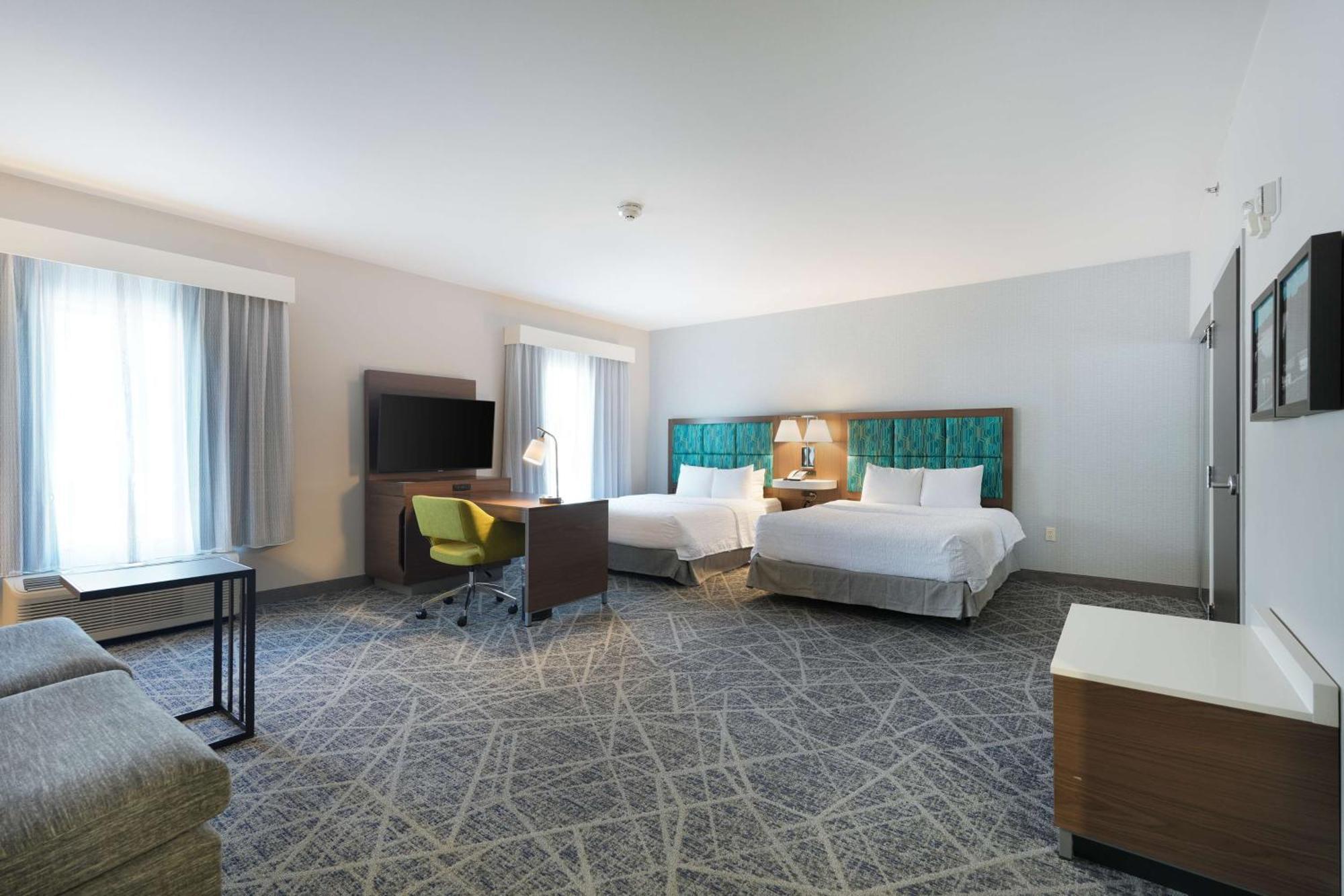 Hotel Hampton And