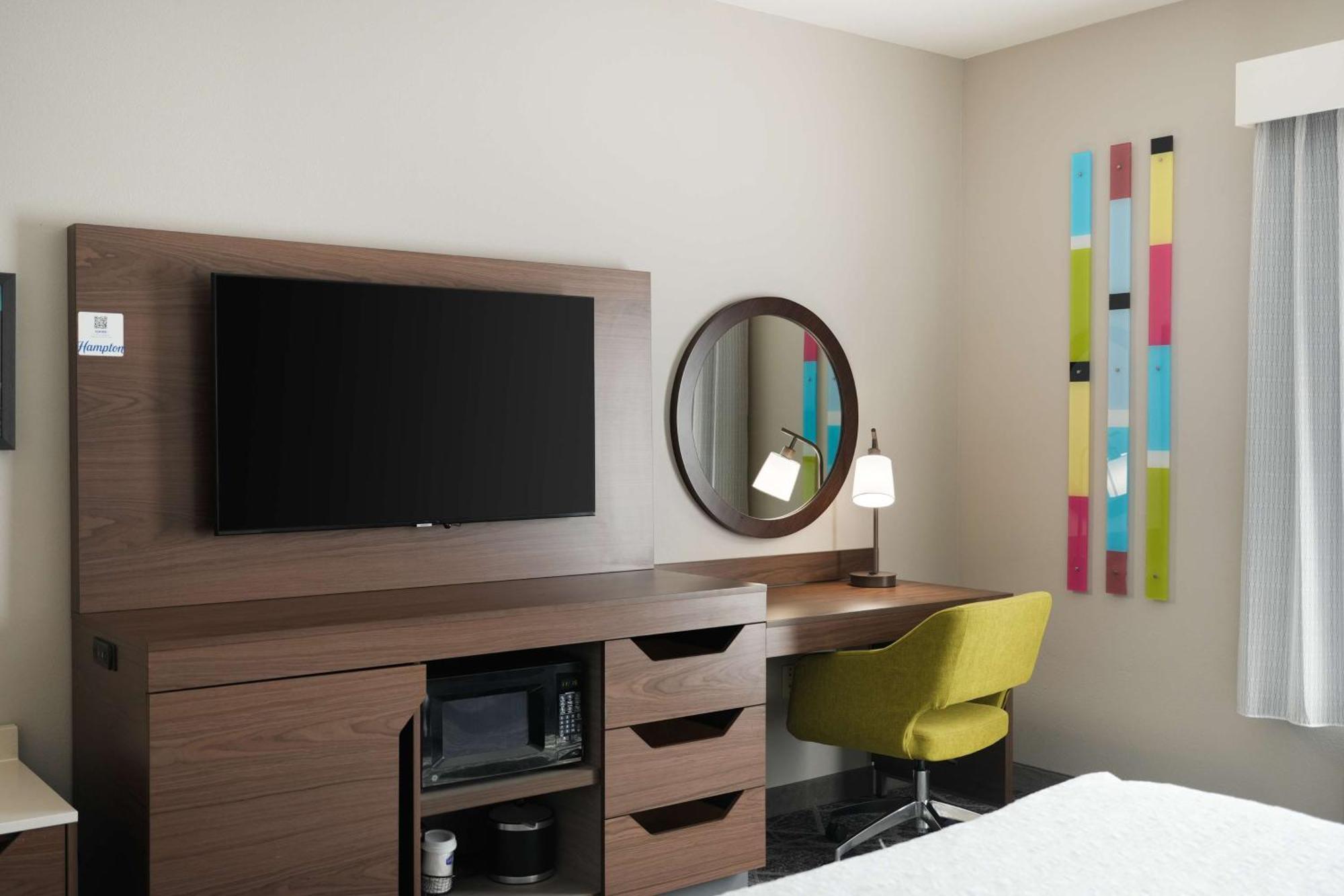 Hotel Hampton And Tulsa