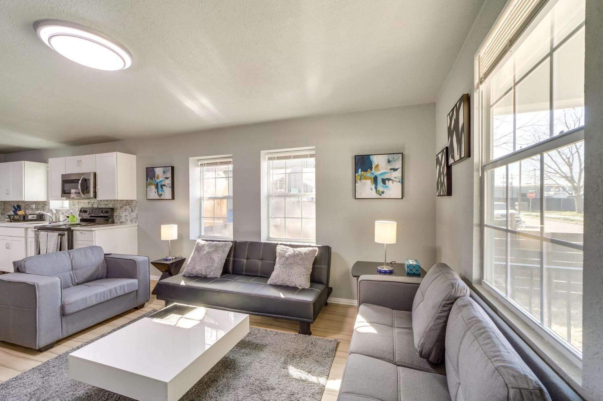 Convenient - 2 Mi To Downtown! Holiday home *