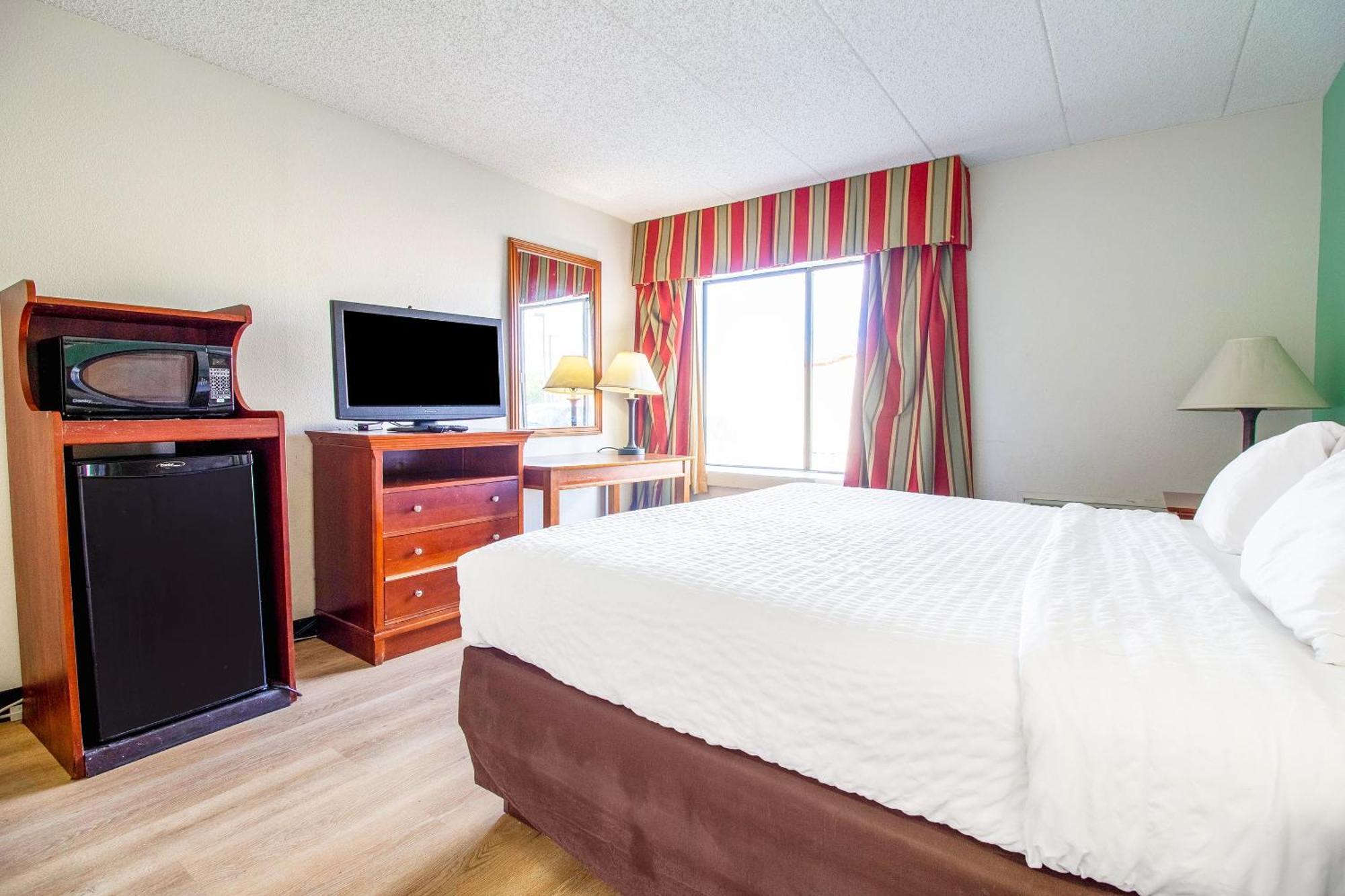 Square Central, I-44 By Oyo 3*