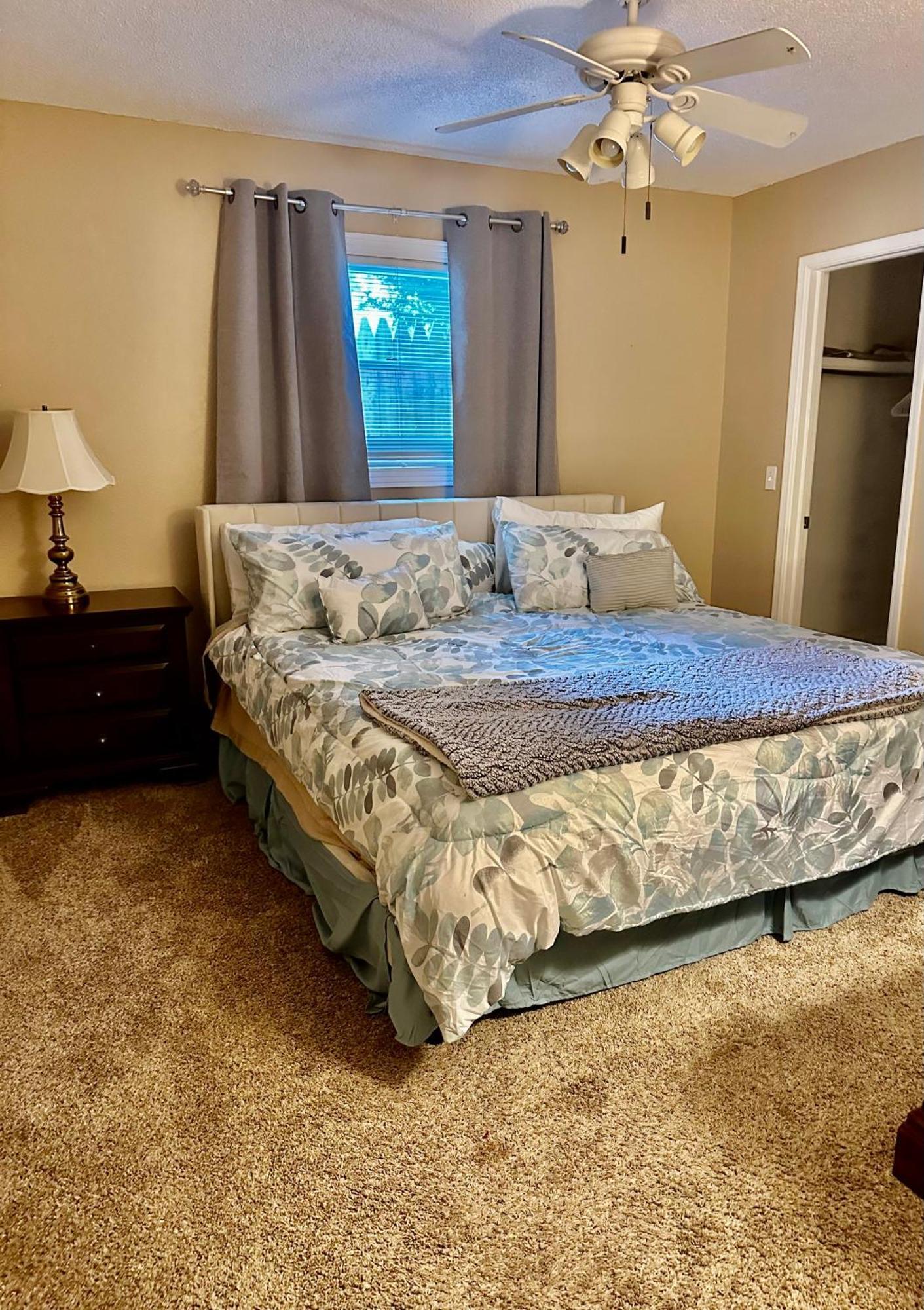 Centrally Located 5 Bedroom 3 Bath 8 Beds *