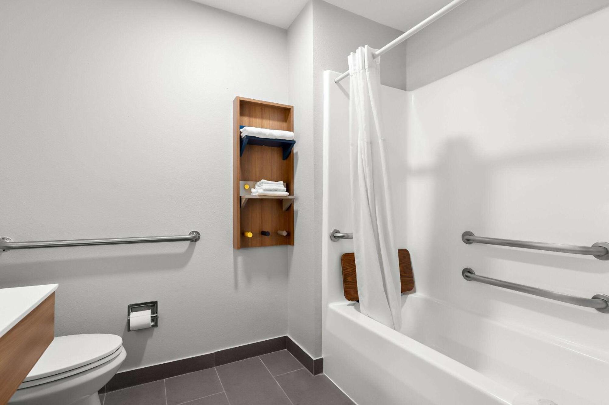 Motel Microtel & By Wyndham - Catoosa Route 66