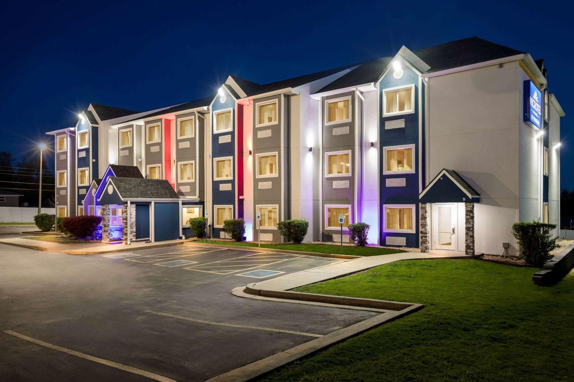 Microtel & By Wyndham - Catoosa Route 66 3* Tulsa