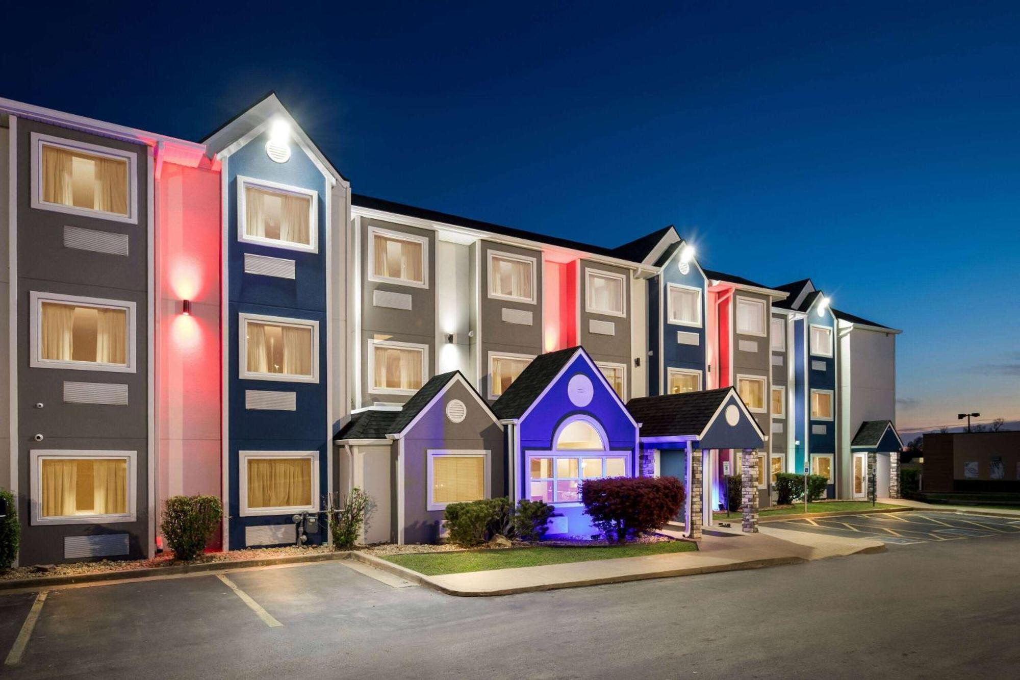 Microtel & By Wyndham - Catoosa Route 66 3*