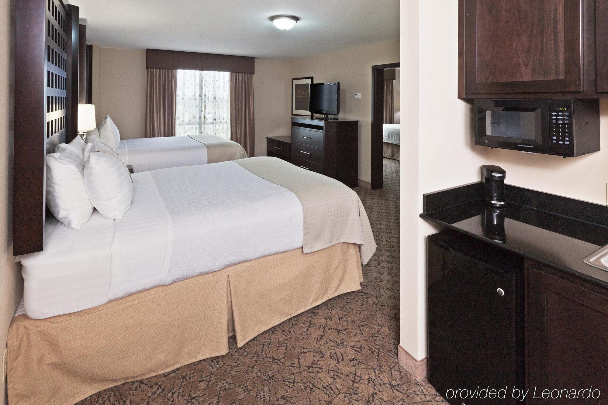 & South By Ihg Tulsa