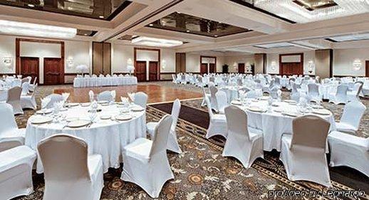 Wyndham Hotel 4*