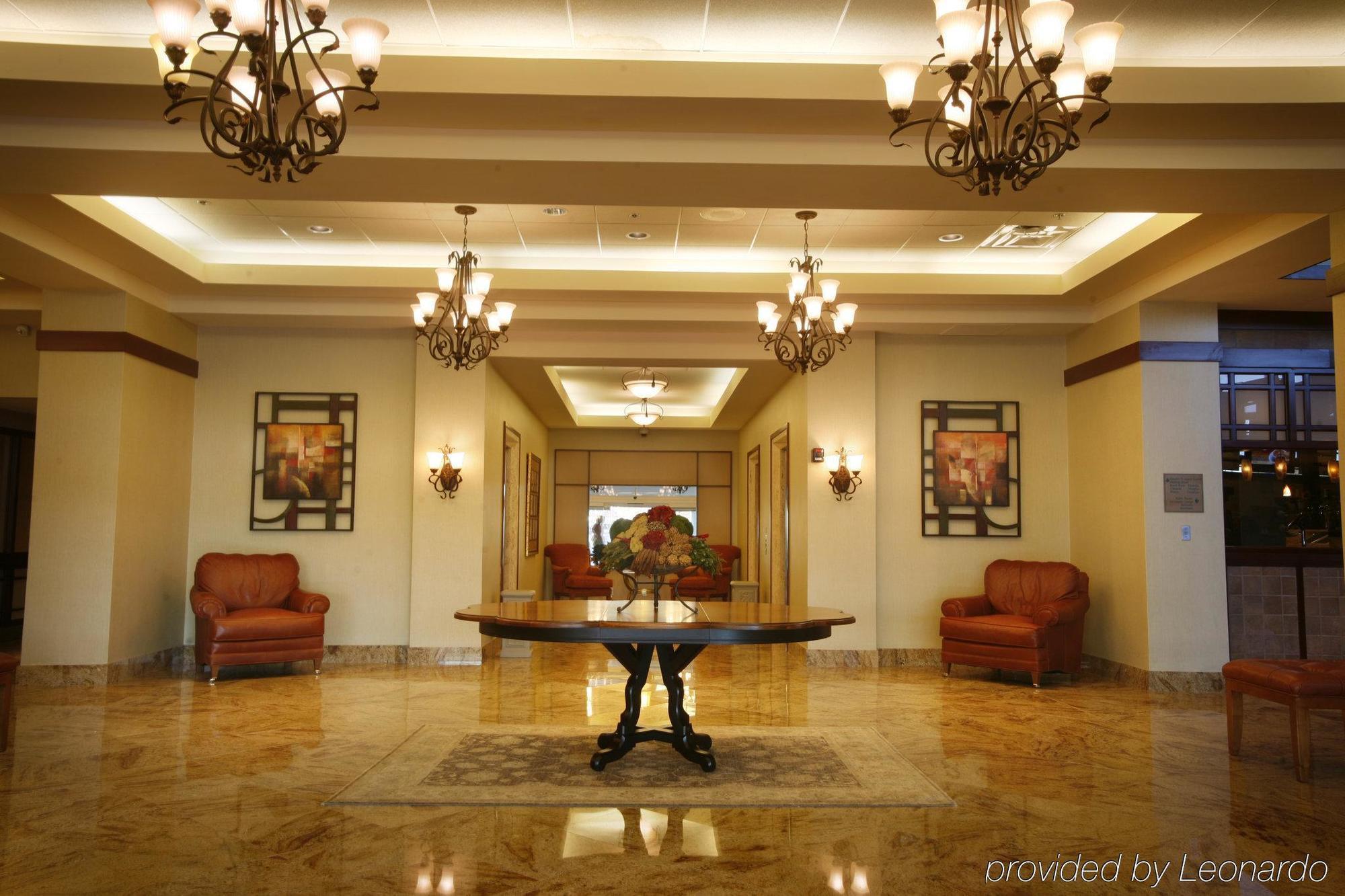 Crowne Plaza Southern Hills Hotel Tulsa
