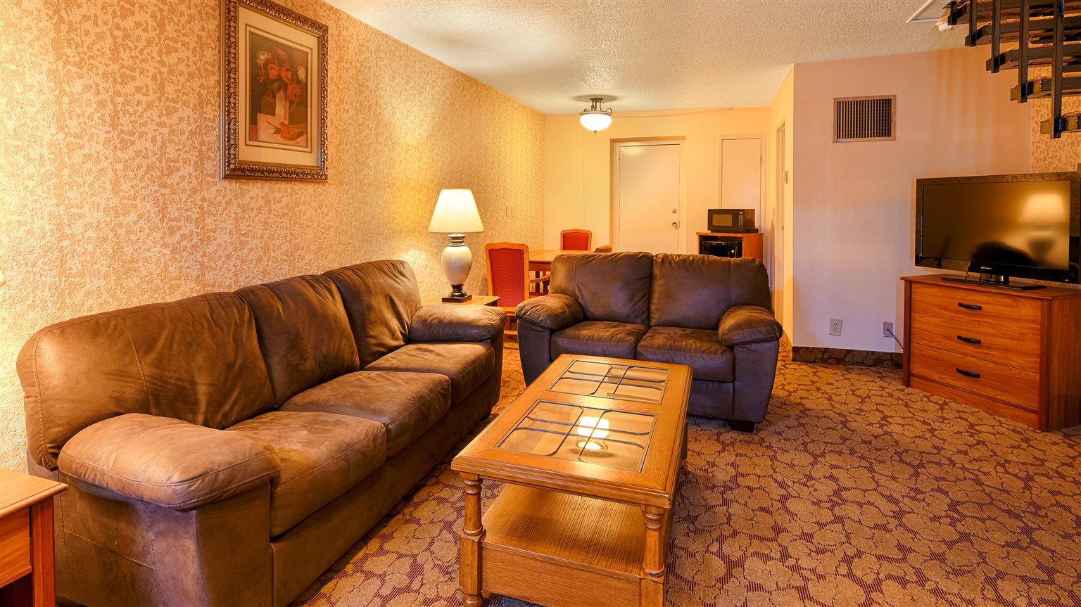 Western Airport Hotel 3*