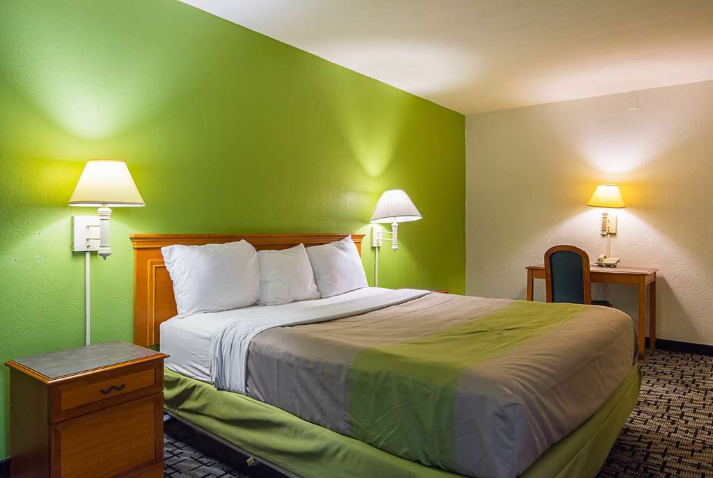 Baymont By Wyndham Broken Arrow Tulsa