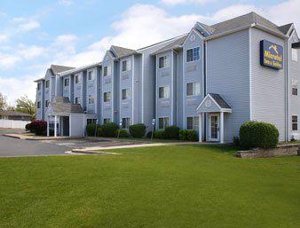 Motel Microtel & By Wyndham - Catoosa Route 66 Tulsa