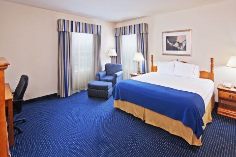 Quality Tulsa-downtown West 3*