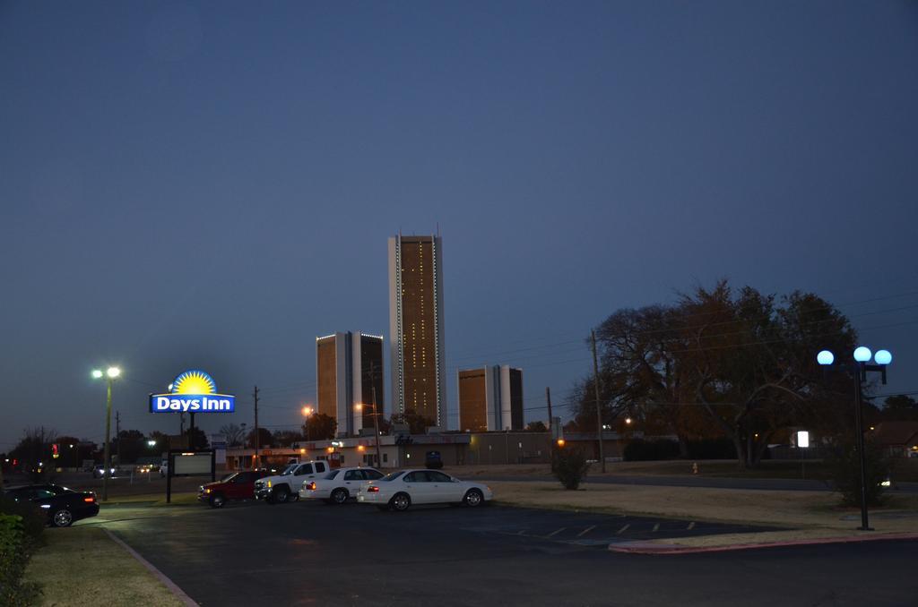 Hotel Days By Wyndham Southern Hills/oru