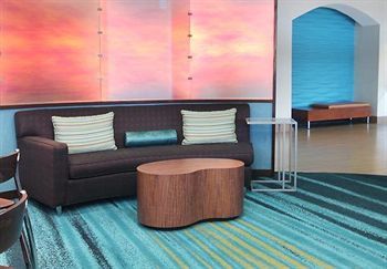 Hotel Springhill By Marriott 3*