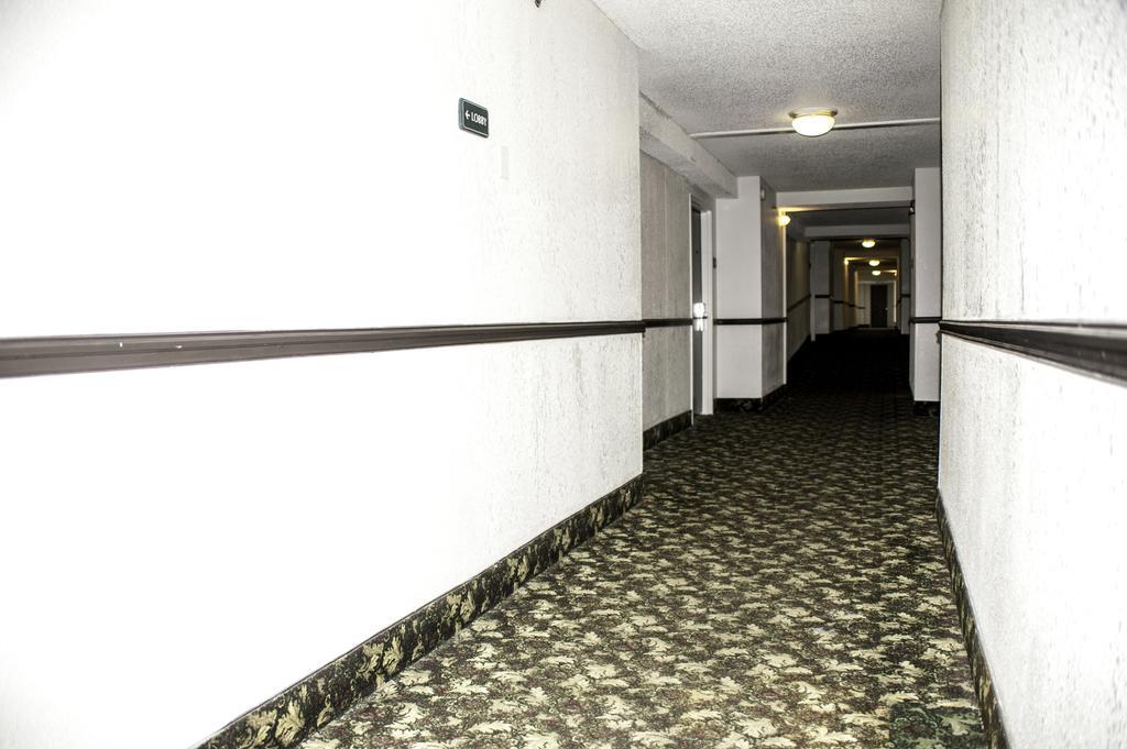 Hotel 6 Fairgrounds Tulsa
