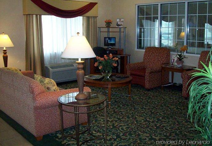 Hotel Baymont By Wyndham Tulsa