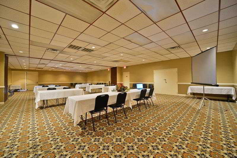 Hotel Western Airport 3*