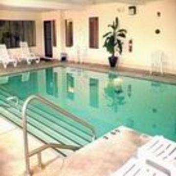 Western Woodland Hills And Hotel Tulsa
