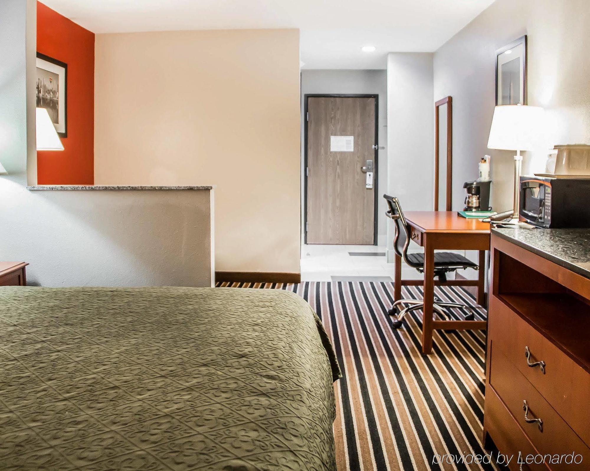 Hotel Quality I-44 Tulsa