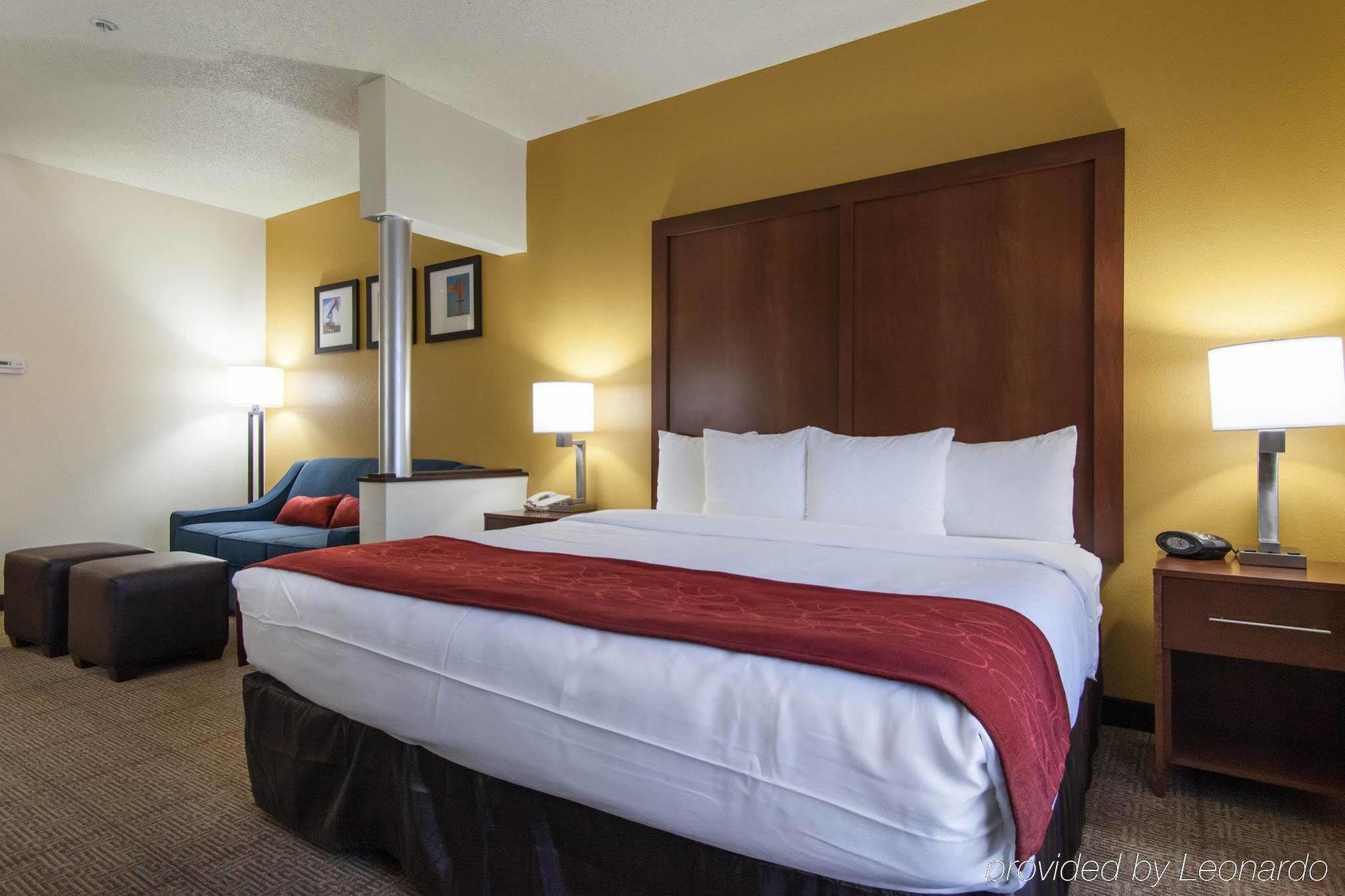 Comfort Central-i-44 Hotel 3*