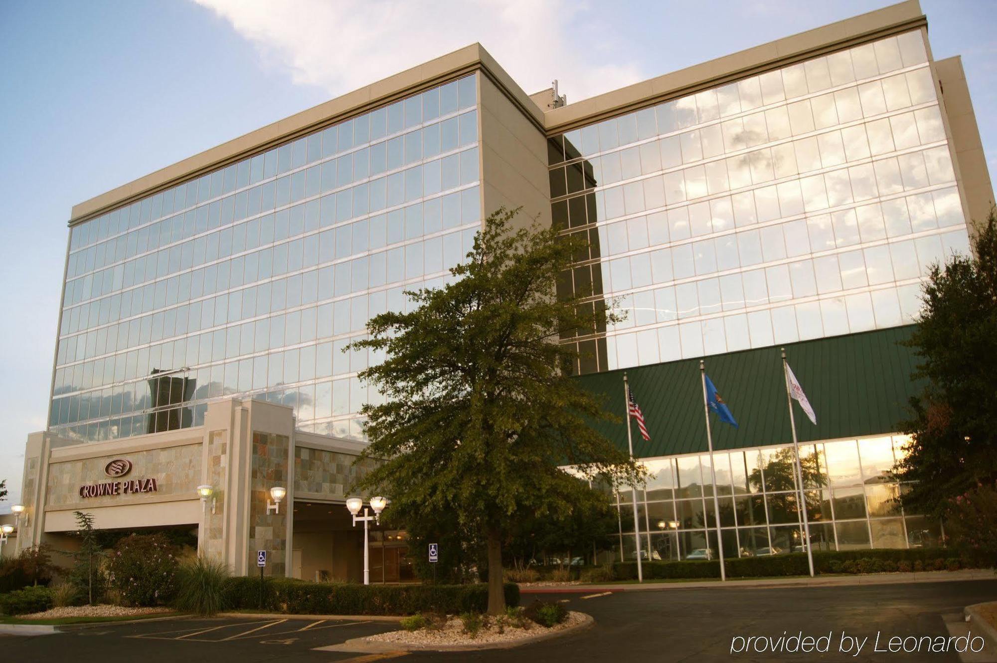 Crowne Plaza Southern Hills Tulsa