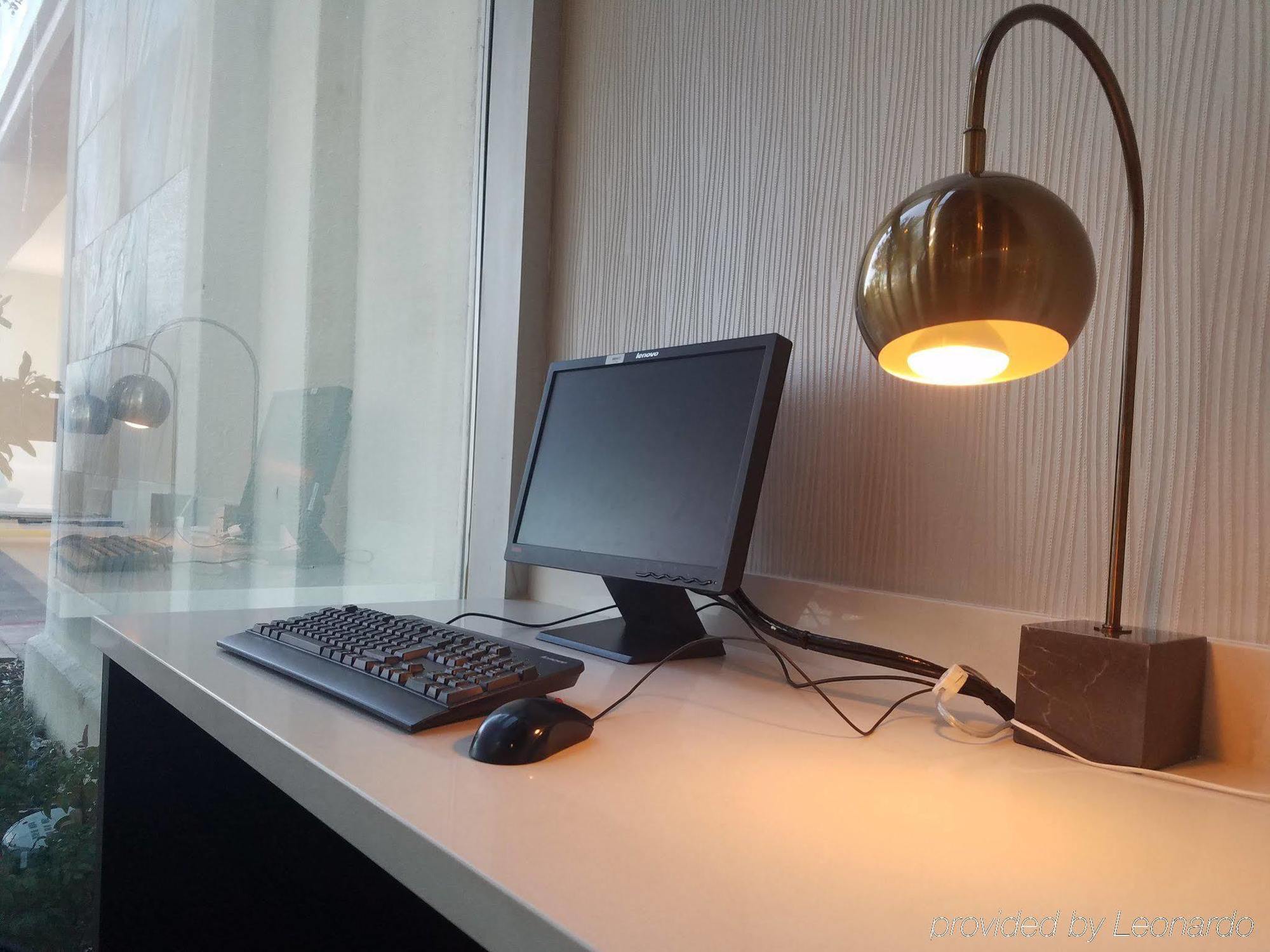 Hotel Crowne Plaza Southern Hills