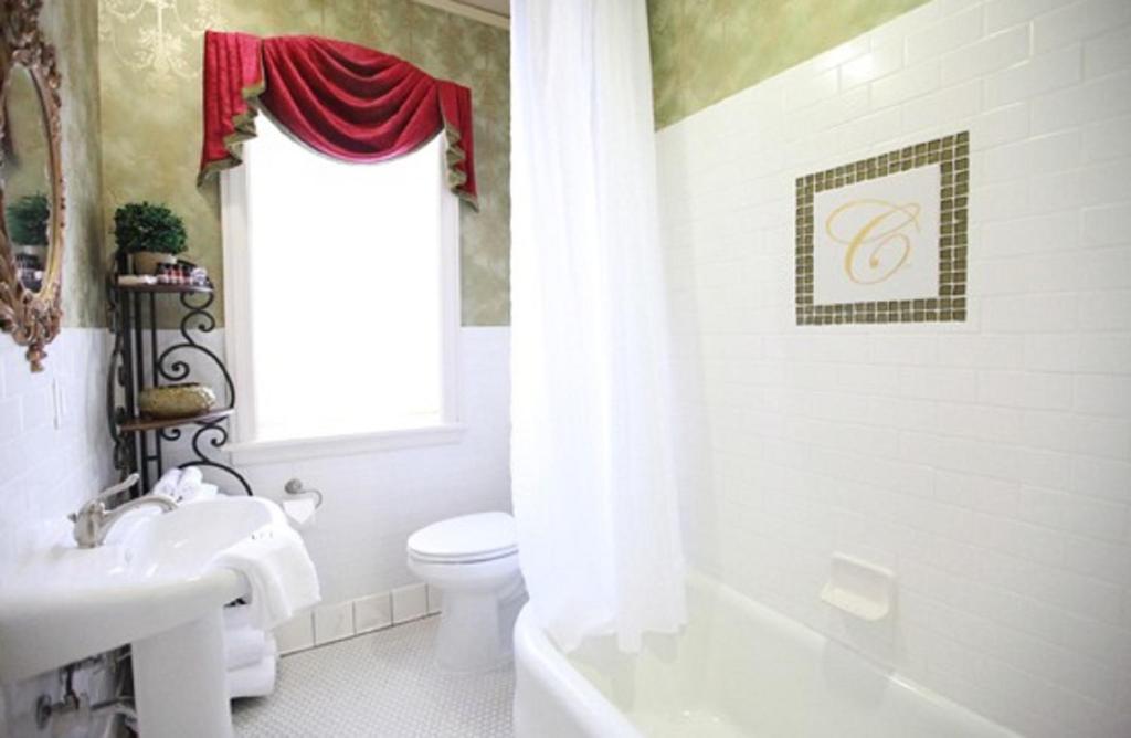 The Campbell Hotel 4*