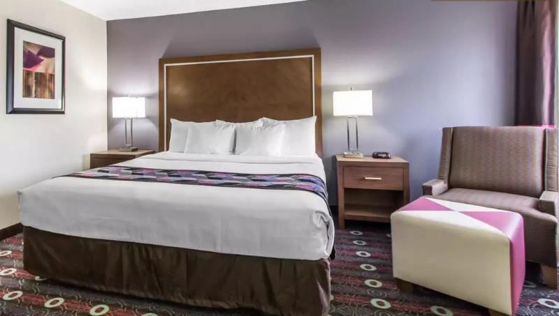 Hotel Express & East - Catoosa By Ihg Tulsa