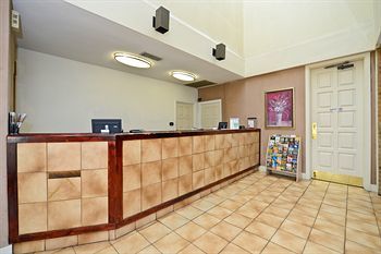 Hotel Americas Value & Extended -
