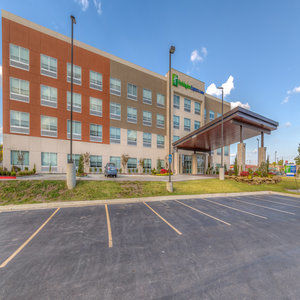 Express & Midtown By Ihg Tulsa