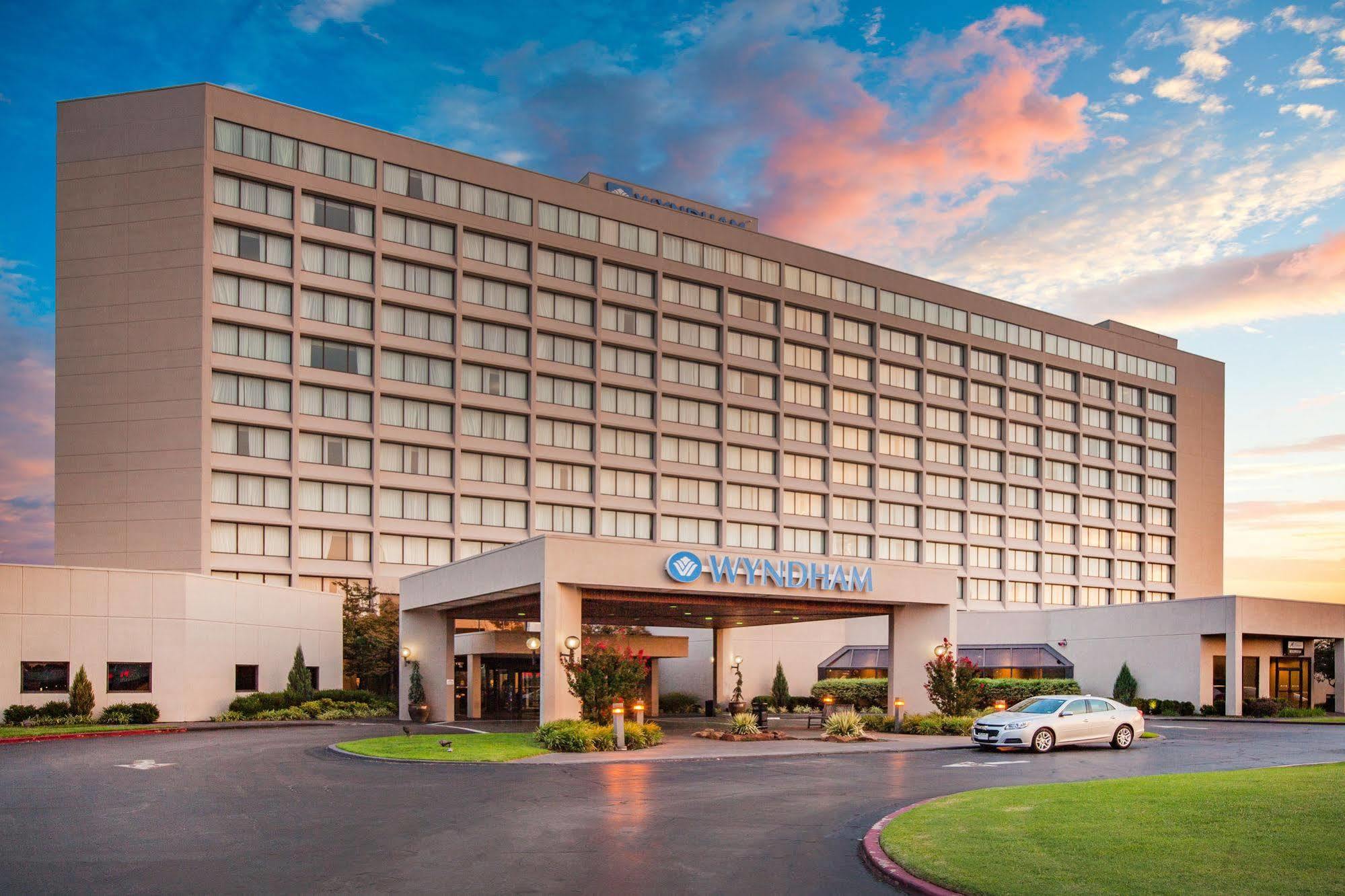 Hotel Wyndham 4*