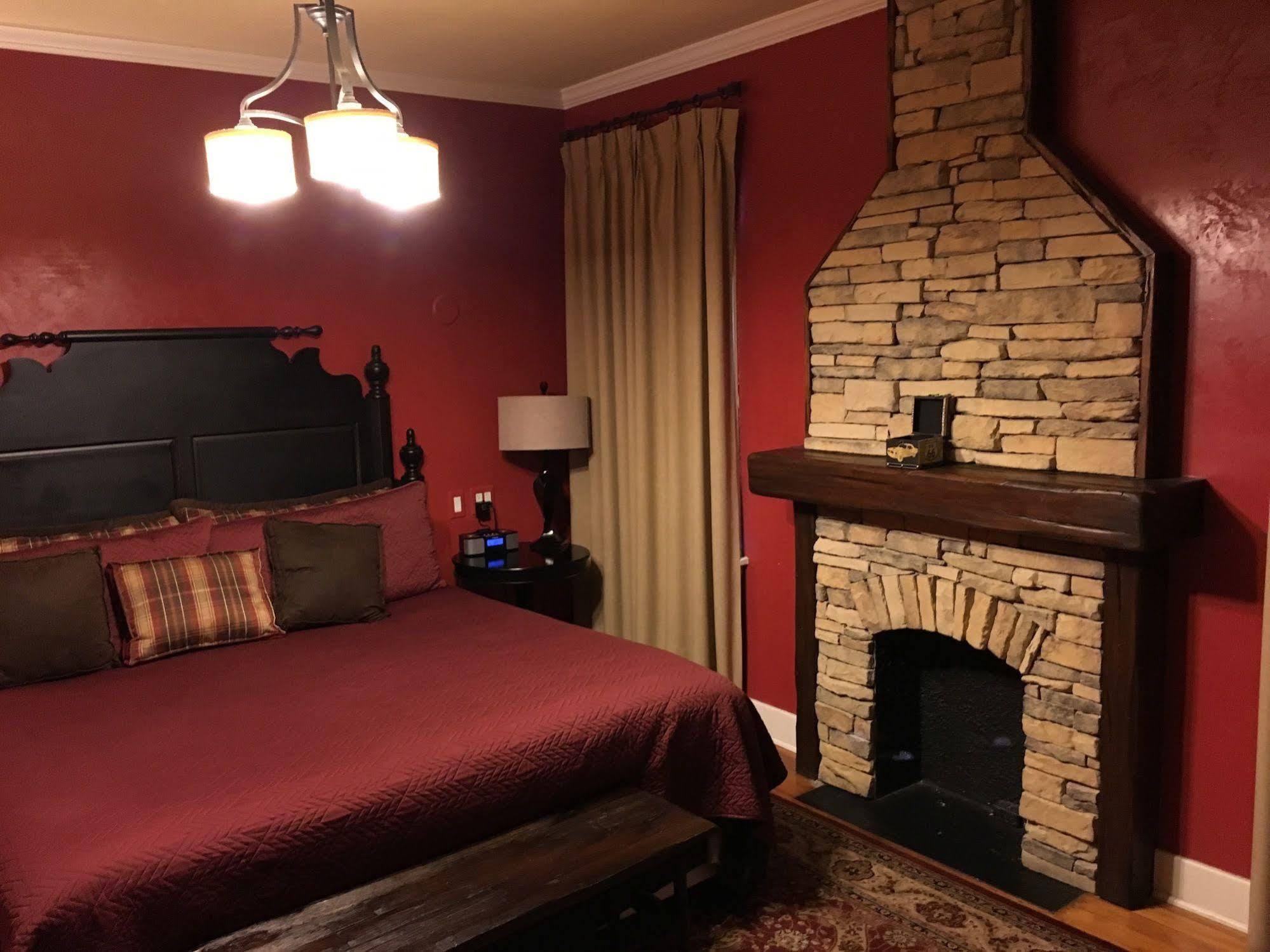 The Campbell Hotel