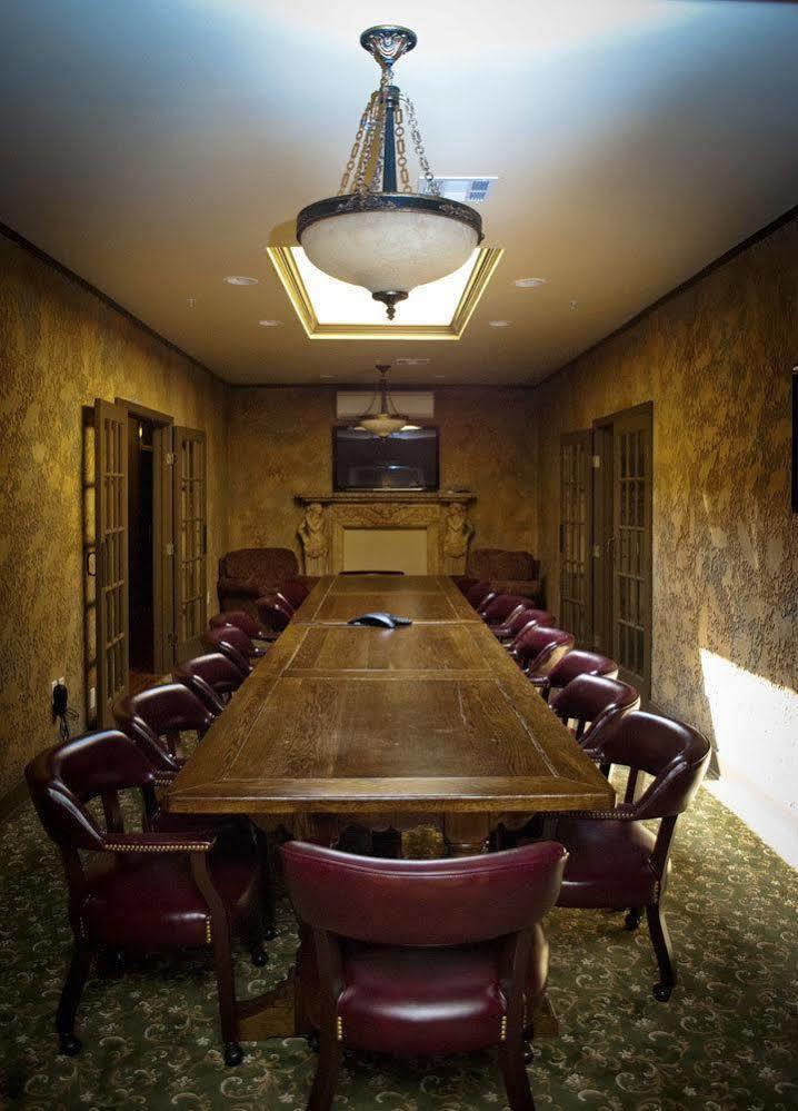 The Campbell Hotel 4*