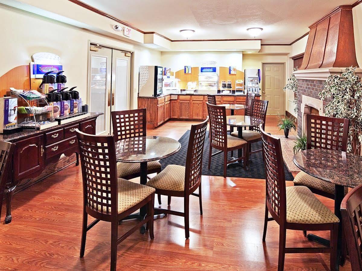 Inn Quality Tulsa-downtown West