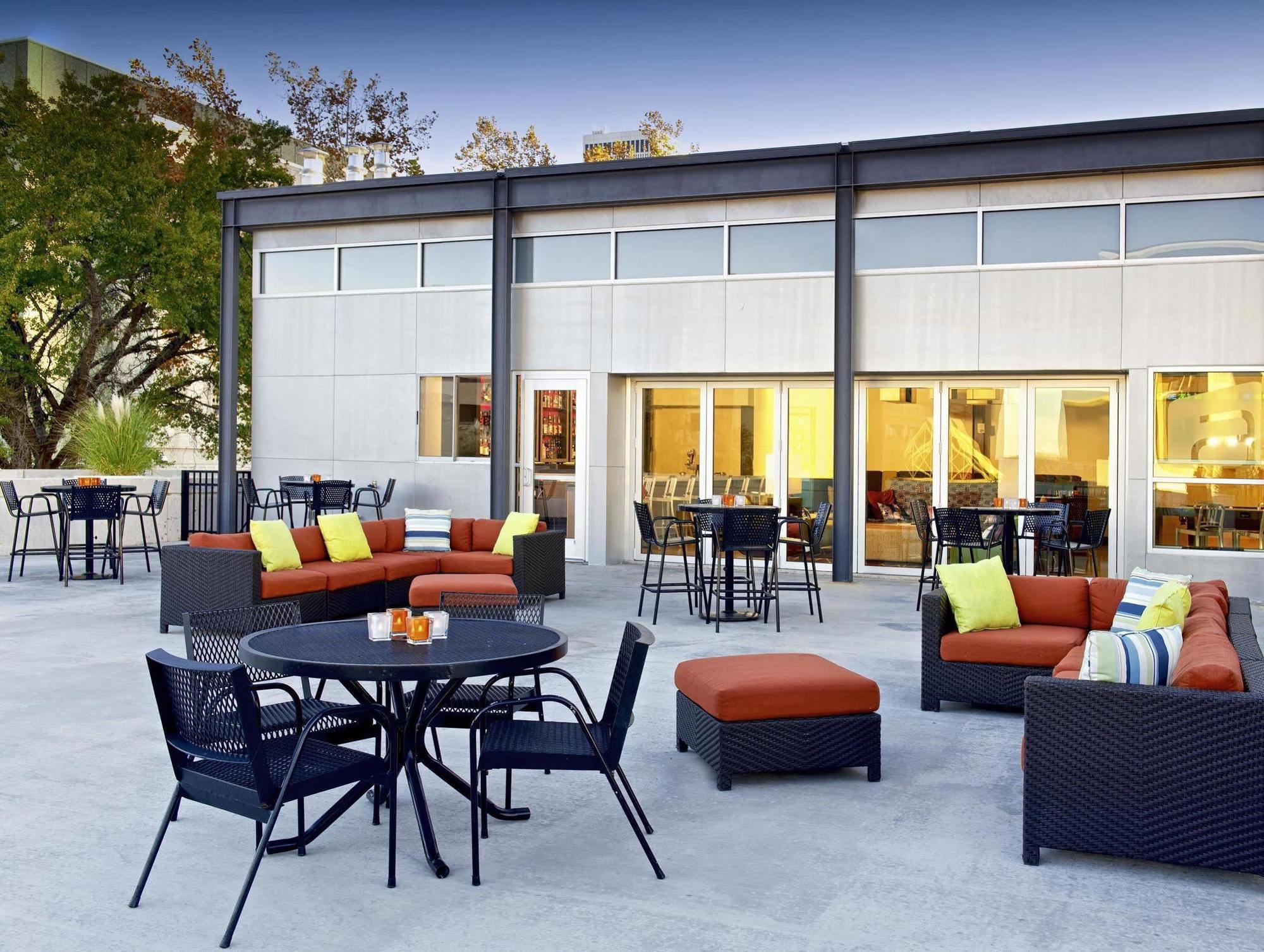 Aloft Downtown Hotel 3*