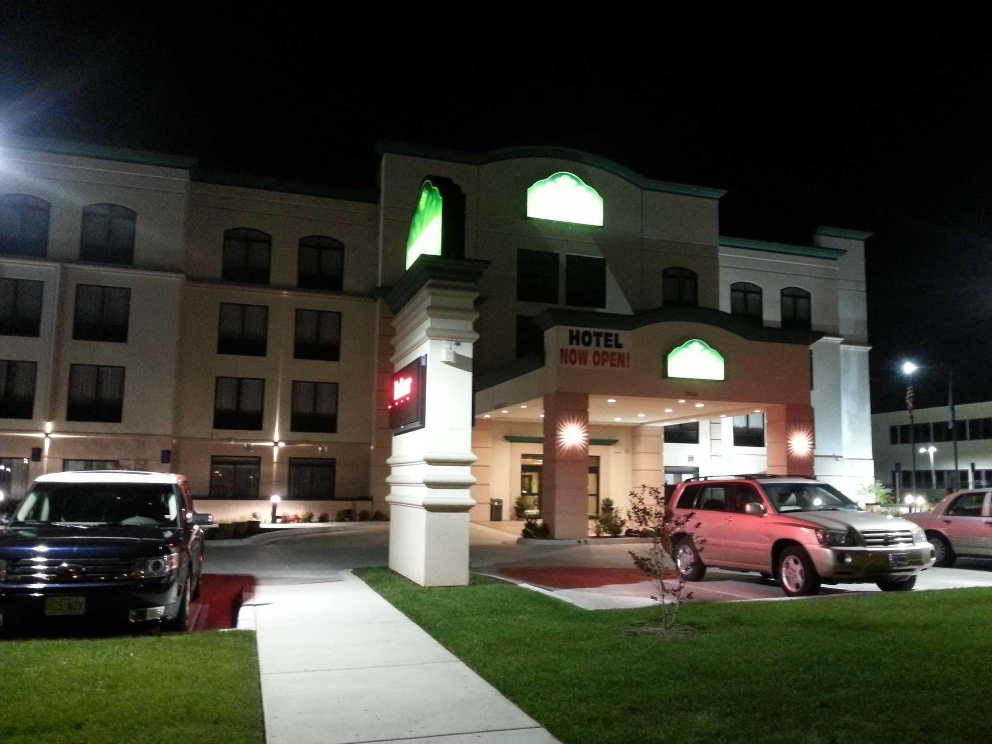 Hotel La Quinta & By Wyndham Midtown